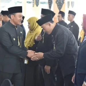 Bupati Pacitan Kukuhkan Puluhan Kepsek dan Pengawas Sekolah Tingkat SD dan SMP