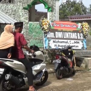 Warga Dukuh Sruwuh Desa Pragak Mayoritas Bekerja Di Bali