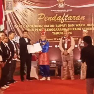 Dikemas Dalam Kirab, Paslon Ony Anwar dan Dwi Rianto Djatmiko Deklarasi sebagai Bakal Calon Bupati dan Wakil Bupati Ngawi