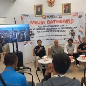 Gandeng Awak Media, Bawaslu Kota Madiun Gelar Media Gethering Tangkal Hoaxs