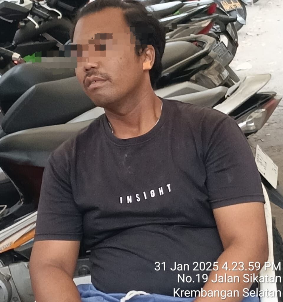 Oknum Office Boy di Polrestabes Surabaya Diduga Hina Pimpinan Redaksi Datacyber, Jurnalis Senior Diperlakukan Tidak Pantas