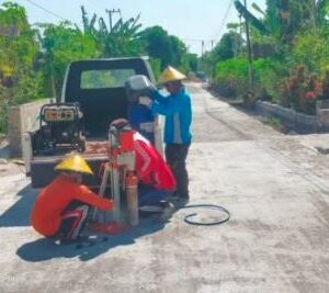 Rehabilitasi Jalan Karas – Prampelan, Guna Memperlancar Transportasi Hingga Mendongkrak Ekonomi