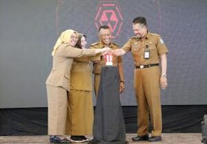 Tingkatkan Kesejahteraan, Bupati Sugiri Sancoko Naikkan Honor Kader Posyandu