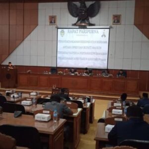 Rapat Paripurna, DPRD Kabupaten Madiun Sepakati Pertanggungjawaban Pelaksanaan APBD 2023