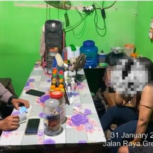 Polres Gresik Gerak Cepat Respon Jumat Curhat di Duduksampeyan, langsung Razia Miras dan Prostitusi