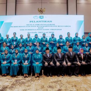 Tri Tito Karnavian Lantik Kahiyang Ayu Jadi Ketua TP PKK dan Ketua Tim Pembina Posyandu Sumut