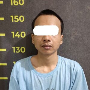 Geger!!! Seorang Anak Tikam Ayah Kandung