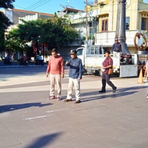 Tancap Gas,  Wali Kota Madiun Perbaiki Jalan Area Titik Nol Kilometer