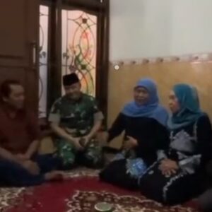 Gubernur Jatim Khofifah Sampaikan Duka Cita Terhadap Korban Longsor Cangar