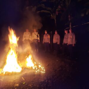 Operasi Gabungan Polsek Sedati Grebek Arena Sabung Ayam dan Judi Dadu