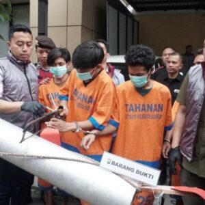 Curi Pipa Stainless di Tjiwi Kimia, Empat Tersangka Diamankan Polisi