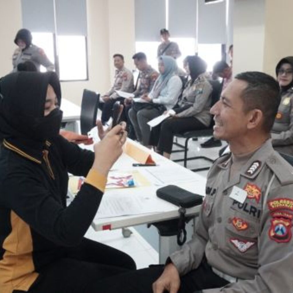 Cek Kesehatan Berkala, Melalui Pemeriksaan Kesehatan Gigi Anggota Polresta Sidoarjo