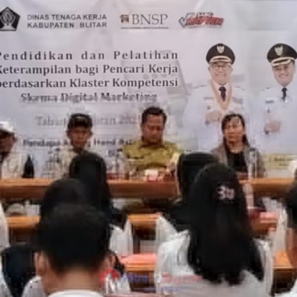 Kolaborasi Disnaker Blitar dan DBHCHT Gelar Pelatihan Digital Marketing Menuju SDM Unggul