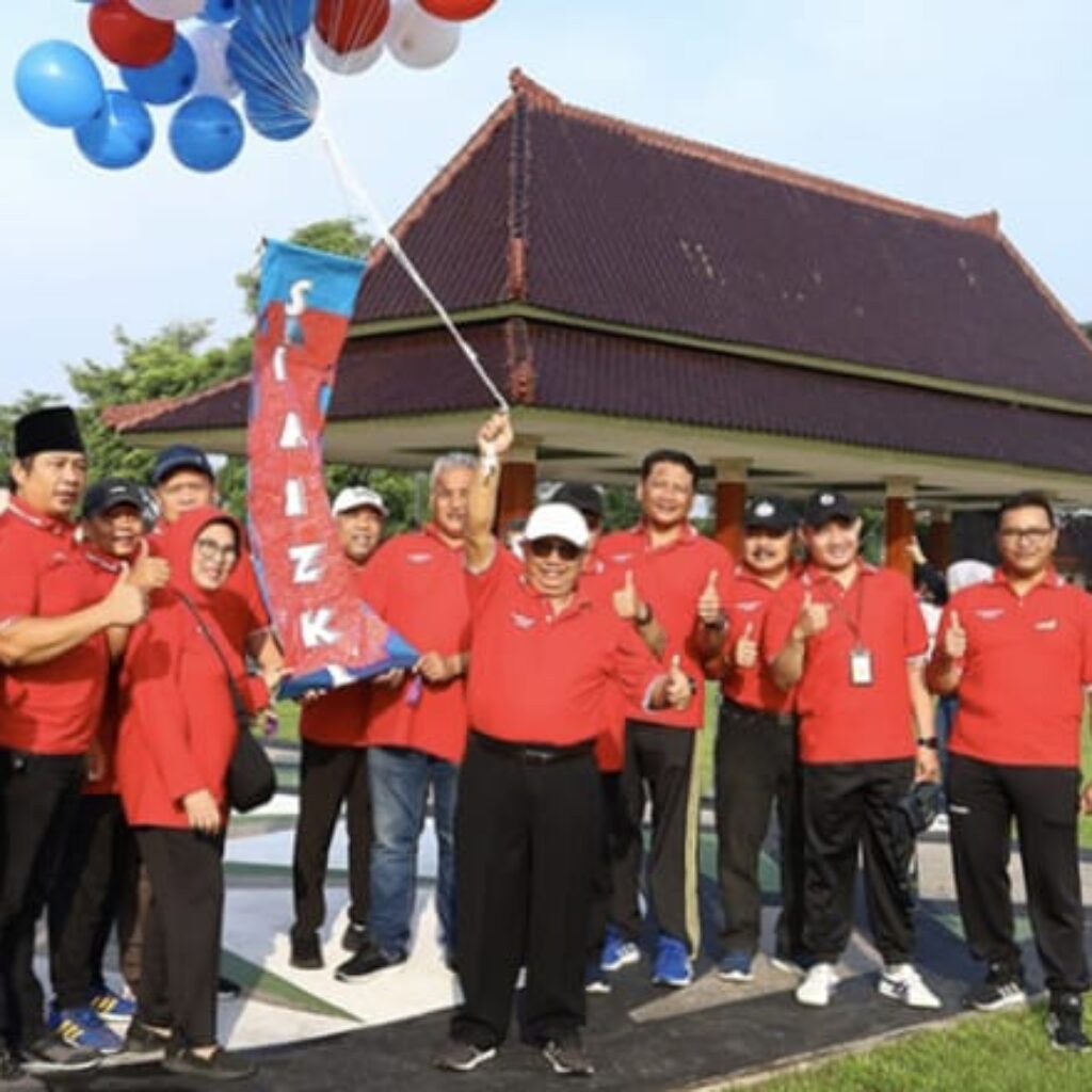 Bareng Hardiknas Bupati Rijanto Launching SI RIZKY dan Peresmian Olahraga Korpri
