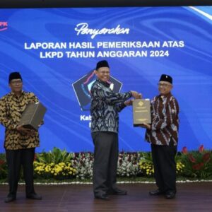 Pemkab Blitar Terima Penghargaan WTP 9 Kali dari BPK