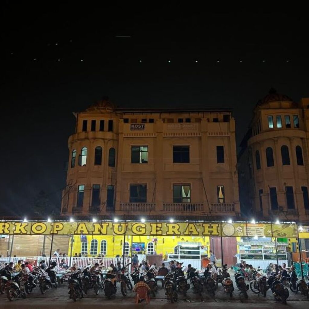 Warkop Anugerah Jadi Sponsor Tunggal Tim Warta Polrestabes Medan pada Turnamen Sepak Bola Piala Gubernur Sumut