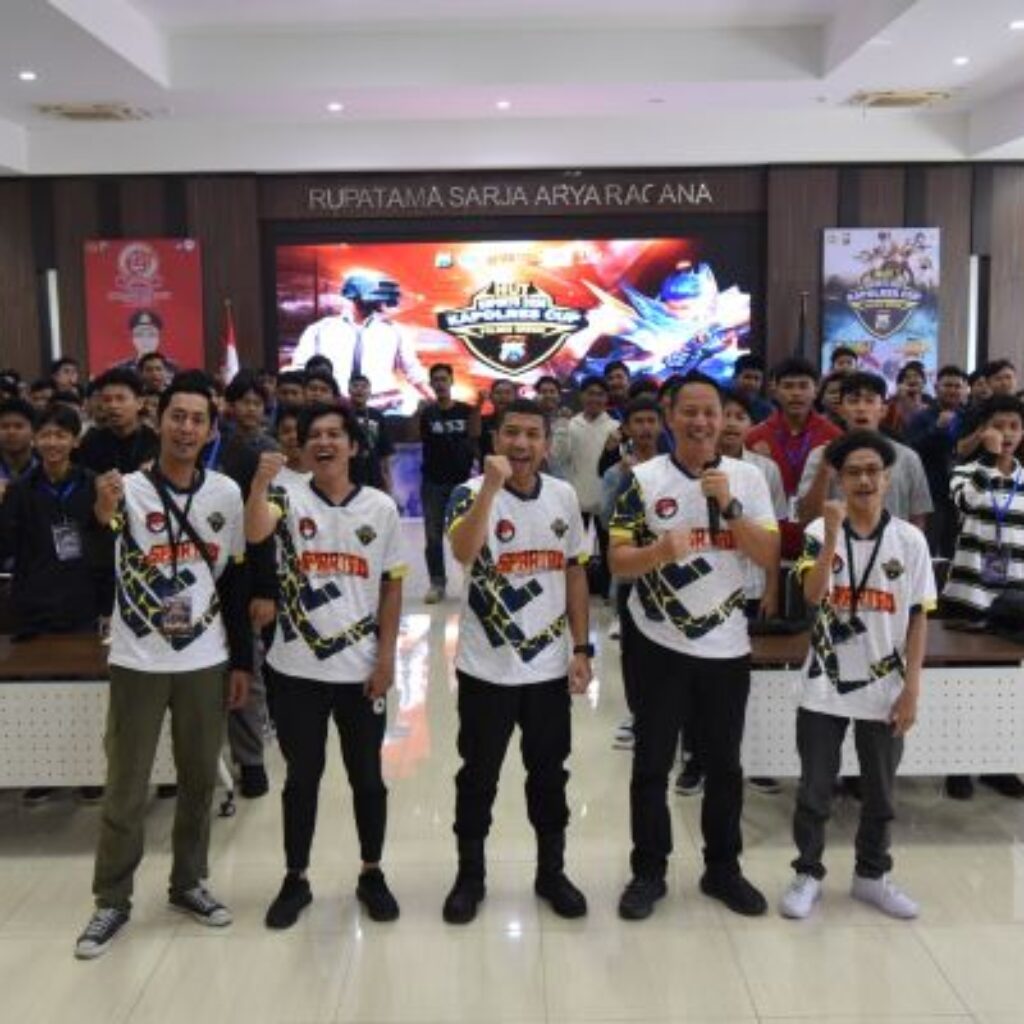 Sambut HUT Bhayangkara ke-79, Polres Gresik Gelar Turnamen Esports Ajak Remaja Jauhi Narkoba