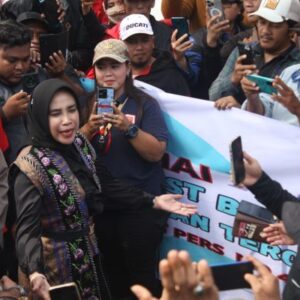 Konflik Relawan Wabup Sidoarjo dan Wartawan Berakhir Damai, Mimik Idayana Sampaikan Permintaan Maaf Tertulis dan Janji Bangun Kemitraan