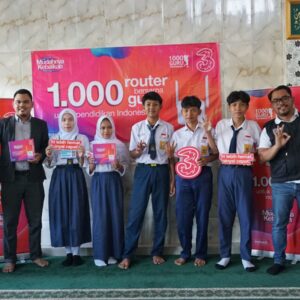Dukung Masa Depan Pendidikan Indonesia, Tri dan 1.000 Guru Foundation Buka Akses Digital di Pelosok Negeri