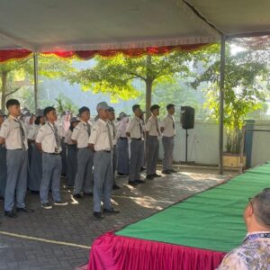 Kapolsek Buduran Sosialisasi Operasi Patuh Semeru 2025 di SMA Antartika Siwalanpanji