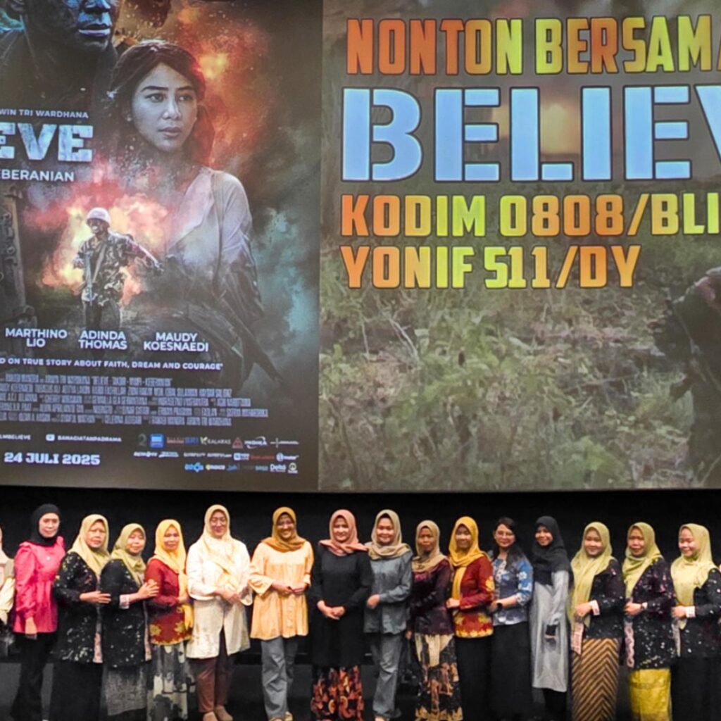 Nonton Bareng “Believe” Inspirasi Edukatif Tumbuhkan Semangat Nasionalisme Guru TK Kartika Jaya Di Blitar