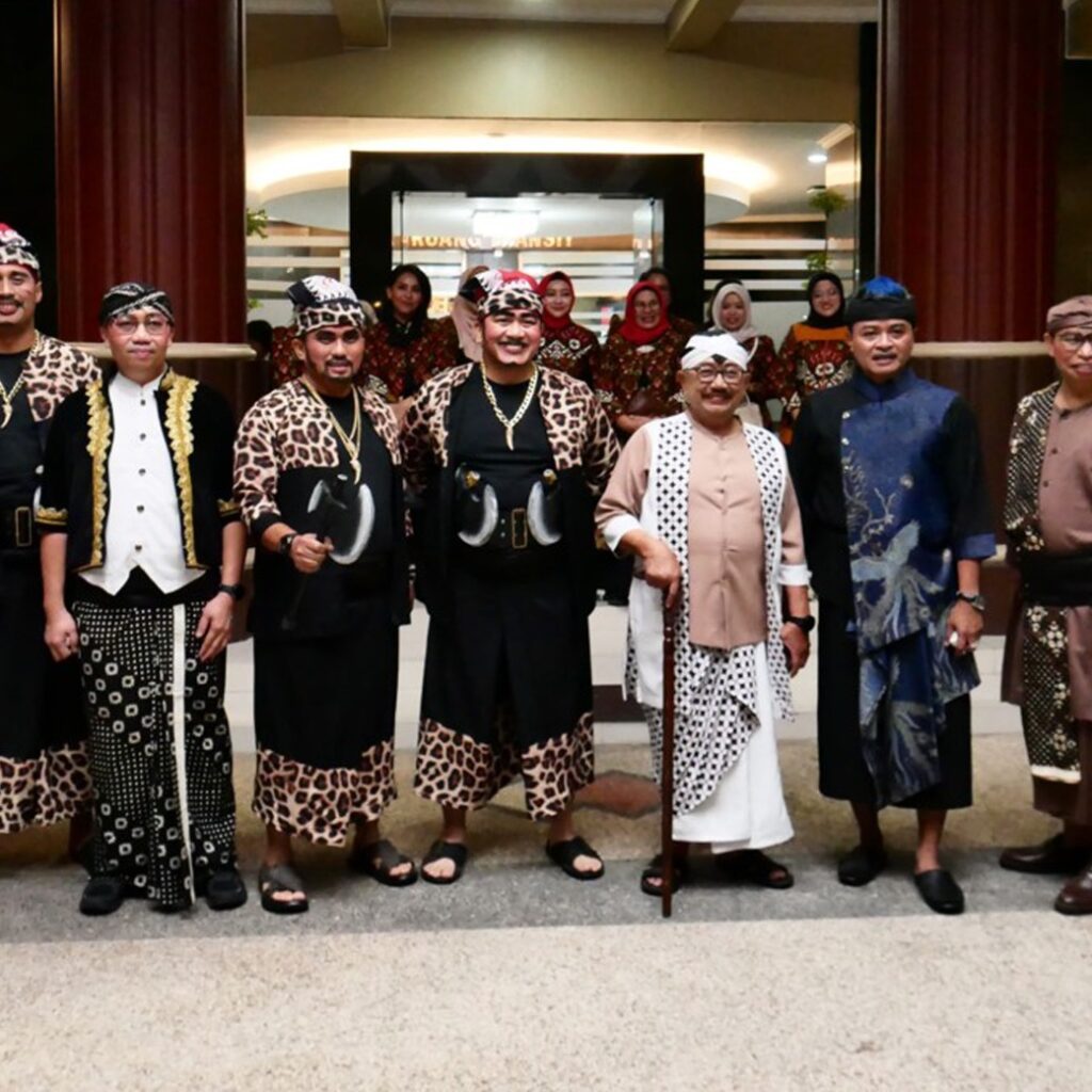 Dandim 0808 Bersama Forkopimda Semarakkan Hari Jadi Blitar Dalam Dramasoka “Pendekar Caping Gunung”