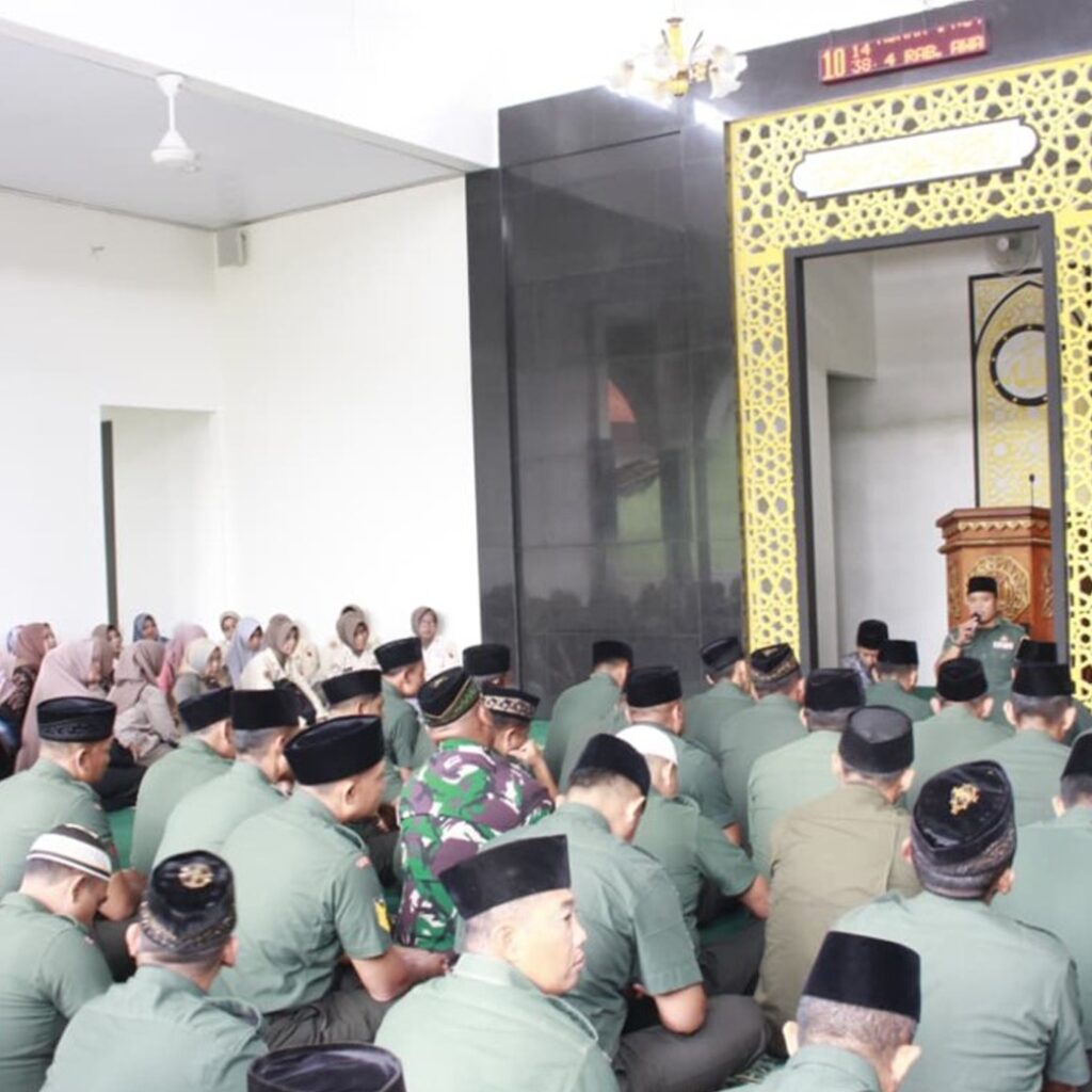 Pengajian Rutin Kodim 0808/Blitar Perkuat Iman, Taqwa Dan Kebersamaan Prajurit