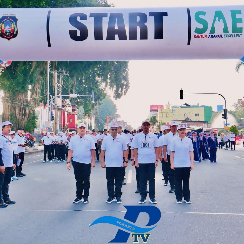 Rangkaian Kegiatan HUT RI Ke 80, Dandim 0808 Beserta Forkopimda Kota Blitar Semarakkan Lomba Baris Berbaris Antar Instansi