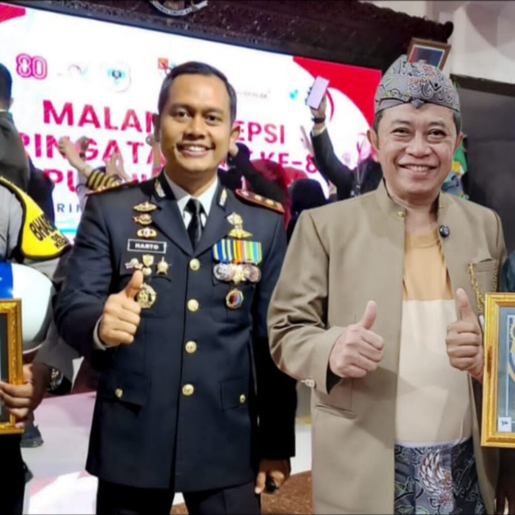 Kapolres Bondowoso Beri Apresiasi Penghargaan Pada Polisi dan Wartawan Kreatif
