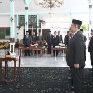 Bupati Madiun Melantik dan Mengambil Sumpah Janji  16 Pejabat Tinggi Pratama