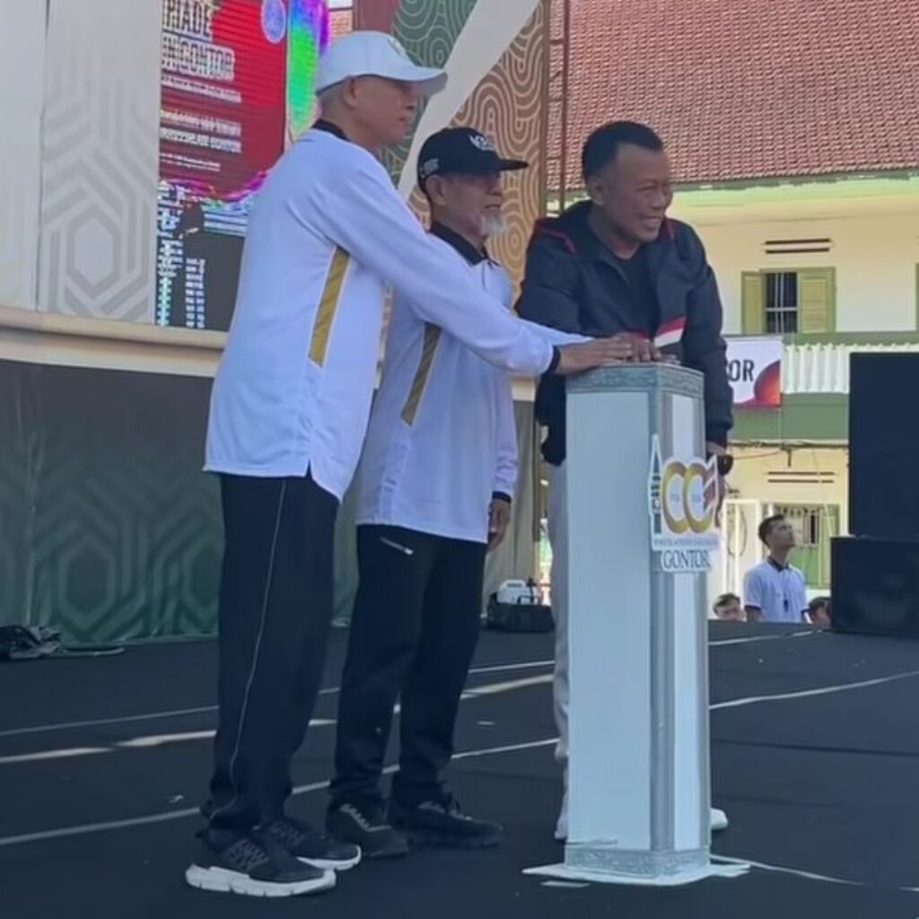Resmi, Bupati Sugiri Buka Olimpiade 100 Tahun Pondok Gontor