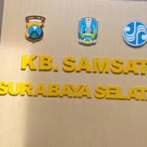 Kantor Samsat Ketintang Diduga Menjadi Ladang Pungutan Liar Warga Berharap Aparat Segera Bertindak Tegas