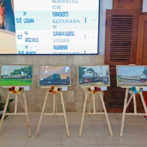 KAI Daop 7 Madiun Gelar Mini Pameran Fotografi “Menghubungkan Perjalanan, Menginspirasi Kehidupan” Rayakan HUT ke-80 KAI