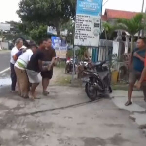 Dua Pengendara Terlibat Tabrakan Di Jalur Maospati-Ngawi Korban Kritis