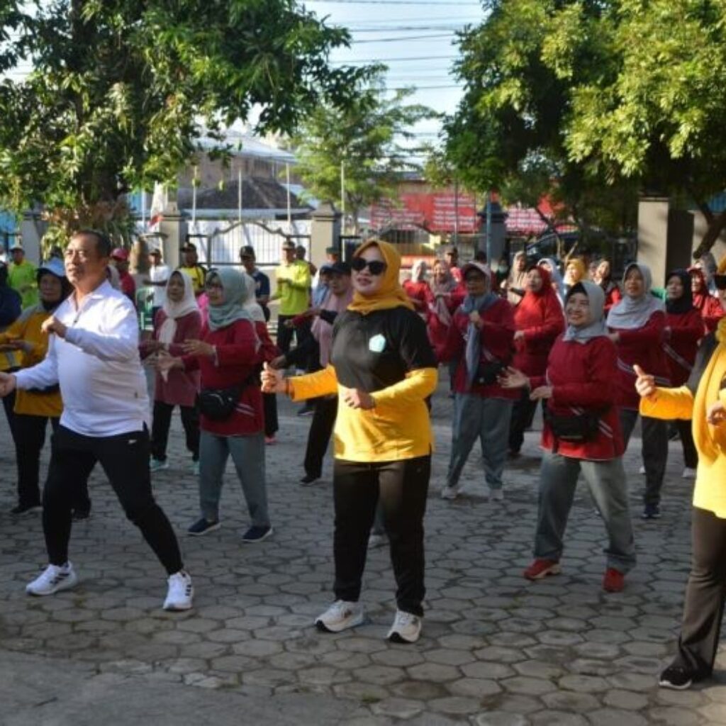 Bupati Madiun Ikuti senam dan Gerak Jalan Peringatan Haornas 2025