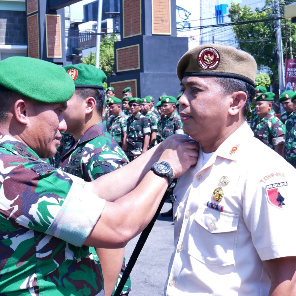 Upacara Kenaikan Pangkat di  Kodim 0808/Blitar, Momentum Meningkatkan Profesionalisme dan Pengabdian