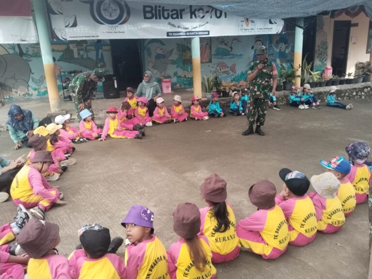 TNI Bersama TK Darma Wanita Serang, Gelar Edukatif Tanamkan Cinta Tanah Air Sejak Dini