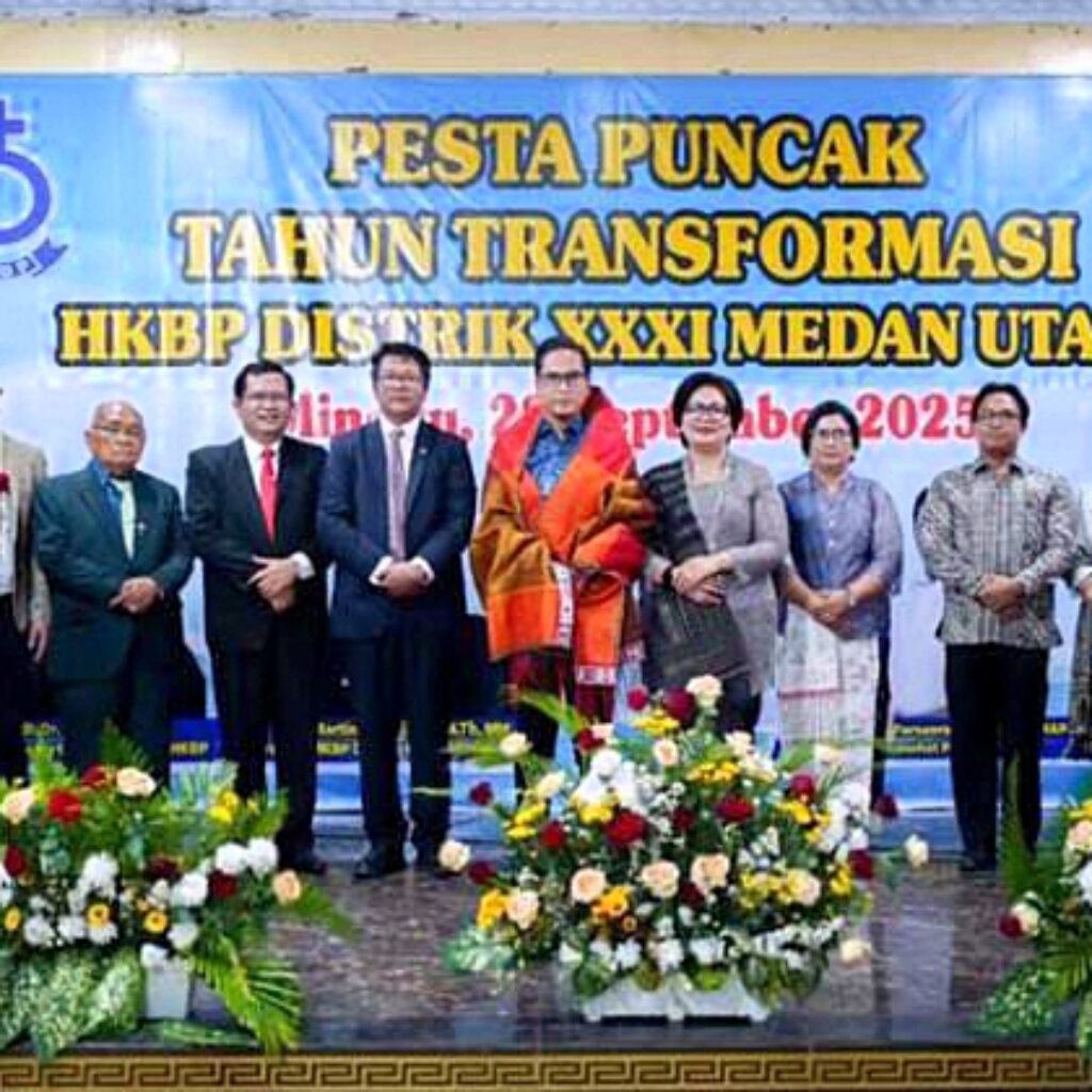 Wali Kota Medan Hadiri Pesta Puncak Tahun Transformasi HKBP Distrik 31 Medan Utara