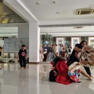 Bengkel Muda Surabaya Ajarkan Moralitas Lewat Teater Anak:  “Hikayat Anak yang Sombong ‎