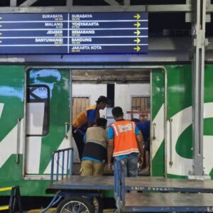 KAI Daop 7 Madiun Berikan Layanan Pengiriman Barang Hantaran Paket