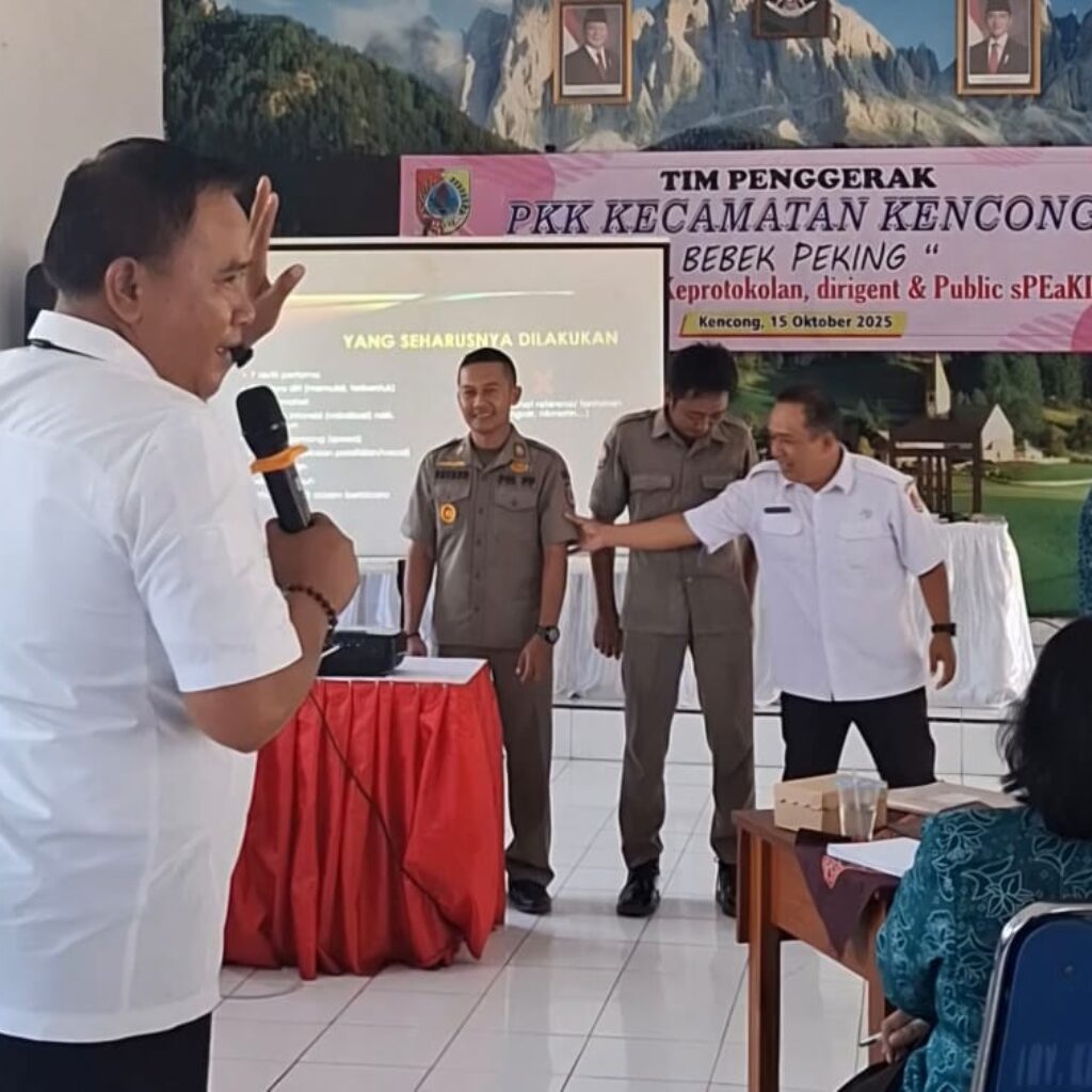 BEBEK PEKING Hipnotis Ibu-Ibu PKK Kencong Jember