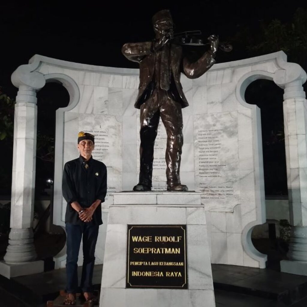 Gema Indonesia Raya Tiga Stanza: Menghidupkan Kembali Jiwa Kebangsaan dari Makam WR Soepratman