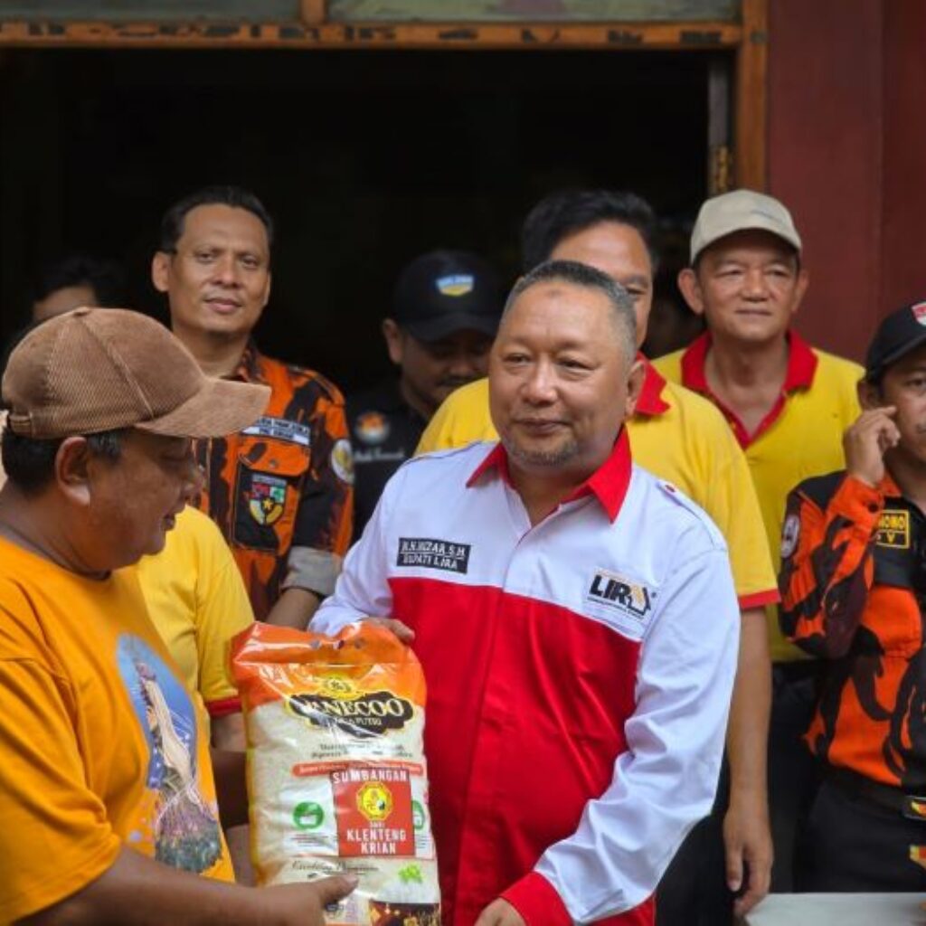 Toleransi Nyata di Tengah Masyarakat, Klenteng Teng Swie Bio Krian Gelar Bakti Sosial Massal