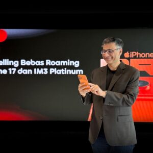 Kolaborasi IM3 Platinum dan Apple Hadirkan Bundling Next Level  iPhone 17 dengan Platinum eSIM untuk Traveling Bebas Roaming