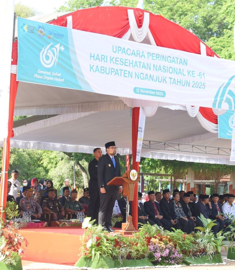 Puncak Perayaan HKN ke-61 Tahun 2025 di Nganjuk, Wabup Mengajak Tenaga Kesehatan Setulus-tulusnya Melayani Masyarakat