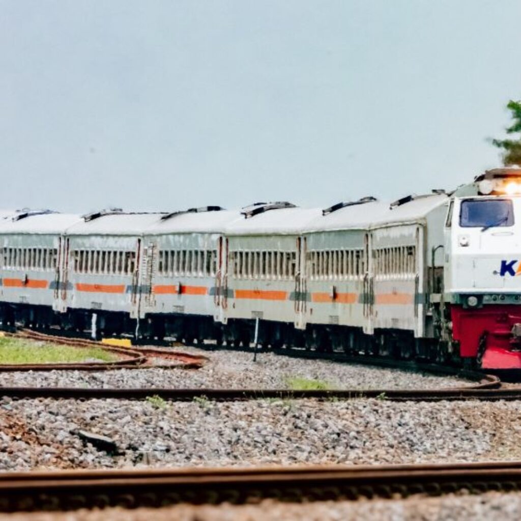 KAI Daop 7 Madiun Berikan Manfaat melalui Program Boarding Pass Through Value