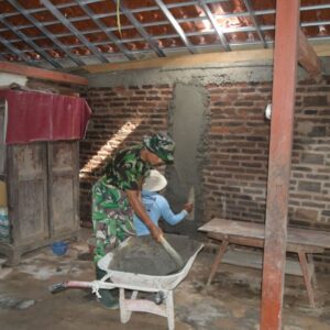 Satgas TMMD Selesaikan Renovasi Rumah Pak Supangat di Desa Kembangan
