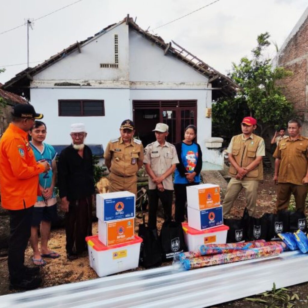 Tim Gabungan PB Jombang Tangani Cepat Dampak Angin Kencang