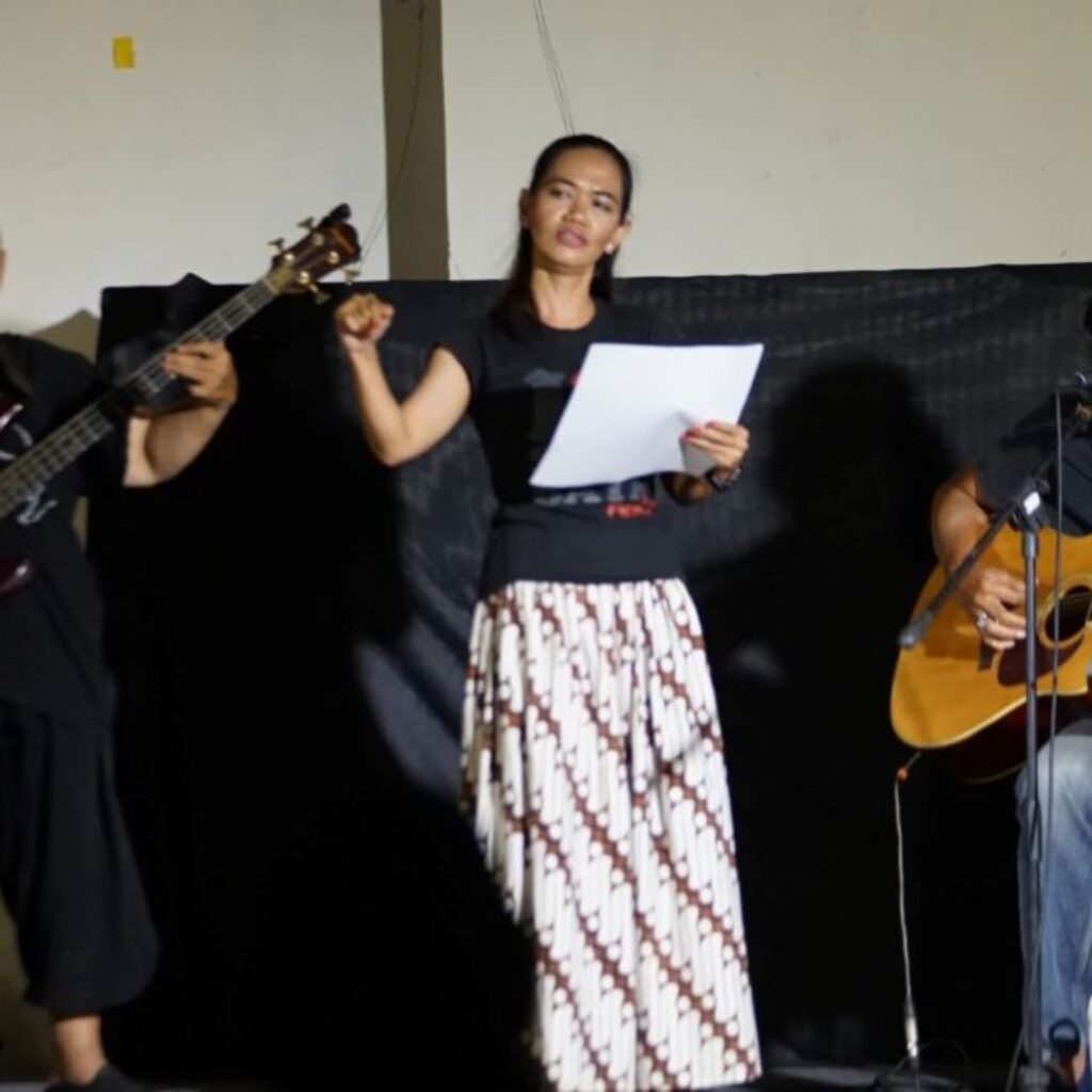 Surabaya Hari Ini Ke-5 : Merayakan Hari Pahlawan Sekaligus Merayakan WS Rendra