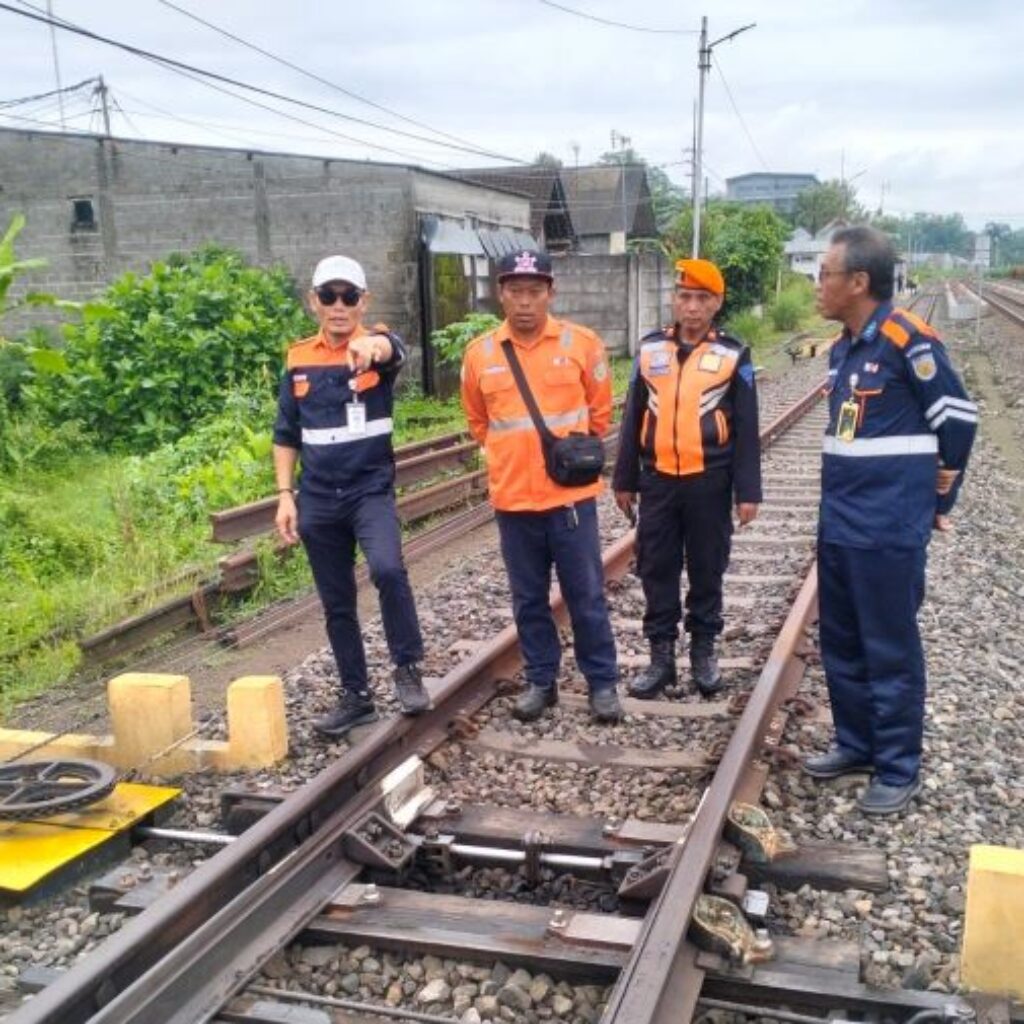 KAI Daop 7 Madiun Periksa Jalur Talun–Garum